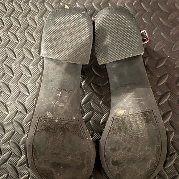 Black strappy sandal heels 9- - Picture 3 of 3